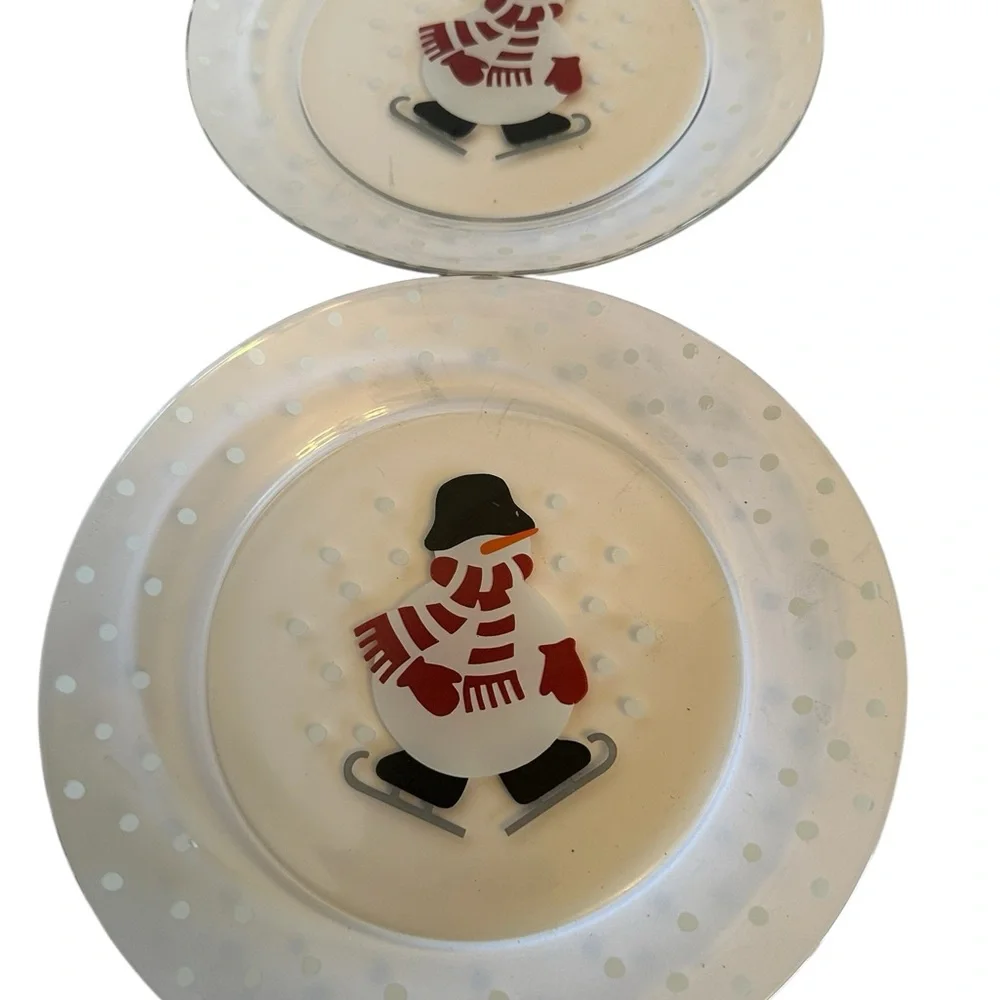 Crate&Barrel Holiday Snowman Plates Christmas Holiday Arcoroc in France